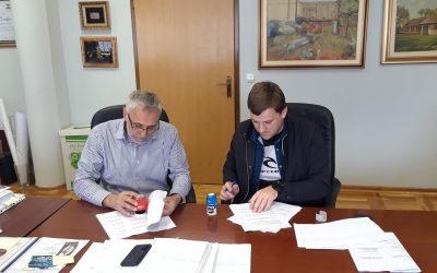POTPISAN UGOVOR O NABAVI I UGRADNJI SPRAVA ZA DJEČJE IGRALIŠTE