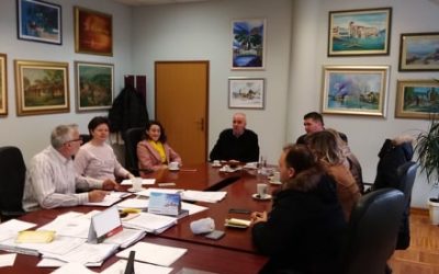 NAČELNIK I RAVNATELJI OSNOVNIH ŠKOLA RAZGOVARALI O OBVEZNOM PREDŠKOLSKOM ODGOJU