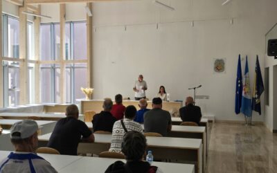 FEDERALNO MINISTARSTVO RASELJENIH OSOBA I IZBJEGLICA DONIRA GRAĐEVINSKI MATERIJAL ZA 13 KORISNIKA IZ KISELJAKA